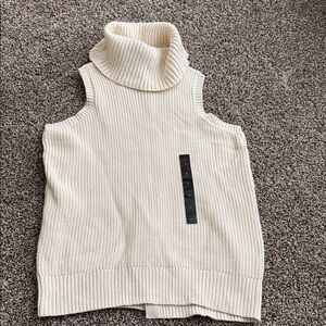 Banana Republic Ivory Turtleneck Sweater Vest